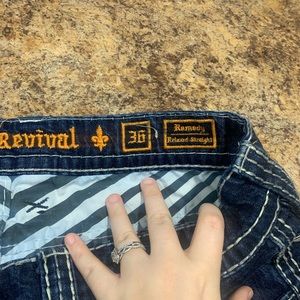 Men’s rock revival jeans